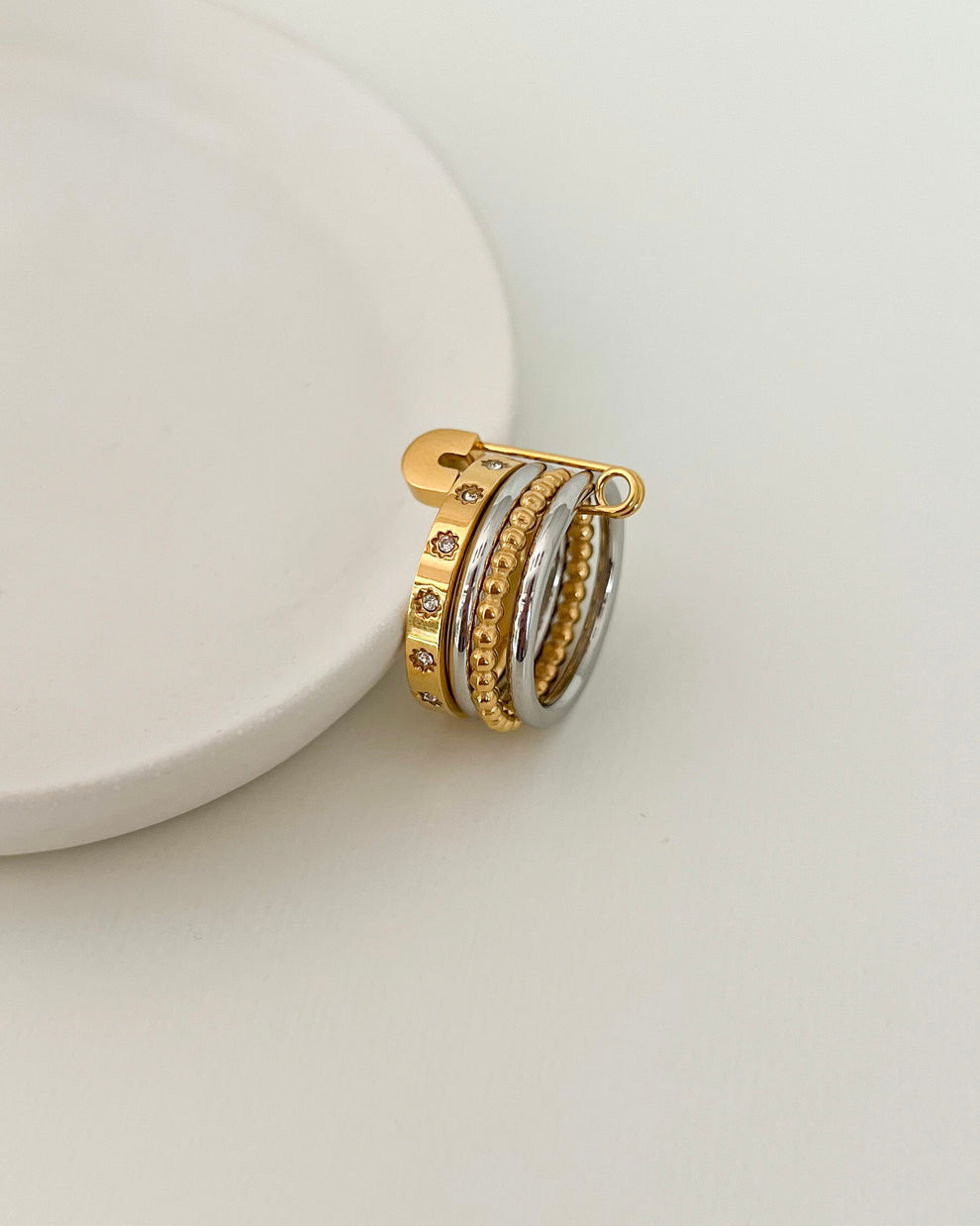 Safety Pin Ring