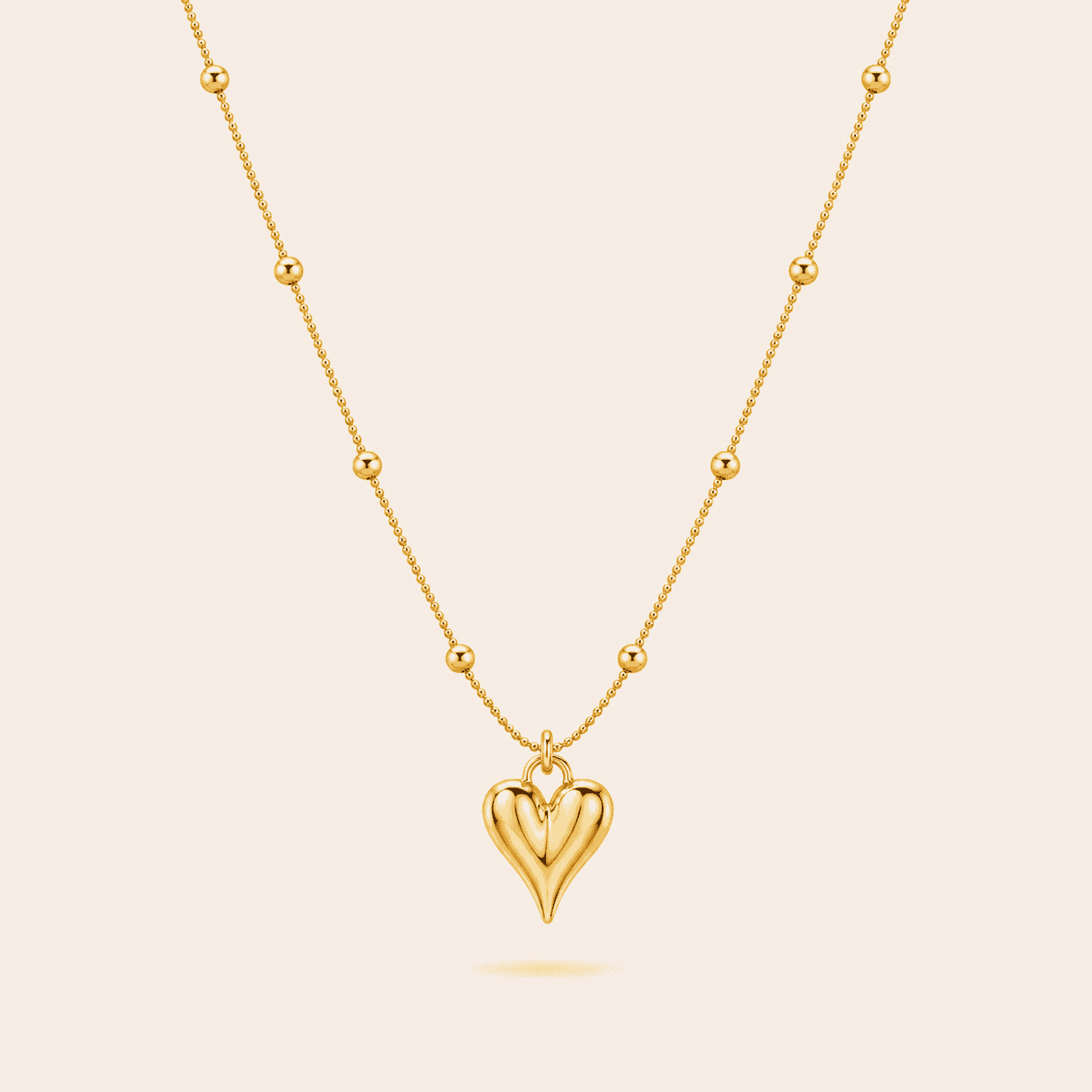 Elara Pendant Necklace